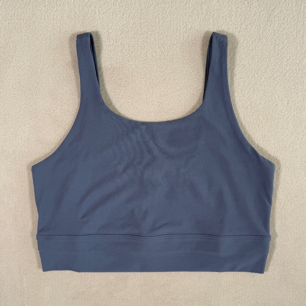 Nike Sports Bra Womens Medium Blue Luxe Dri-Fit Tight Luxe Infinalon Crop Top